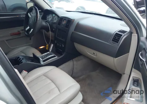 2006 Chrysler 300C from USA, damaged, VIN 2C3KA63H36H357062